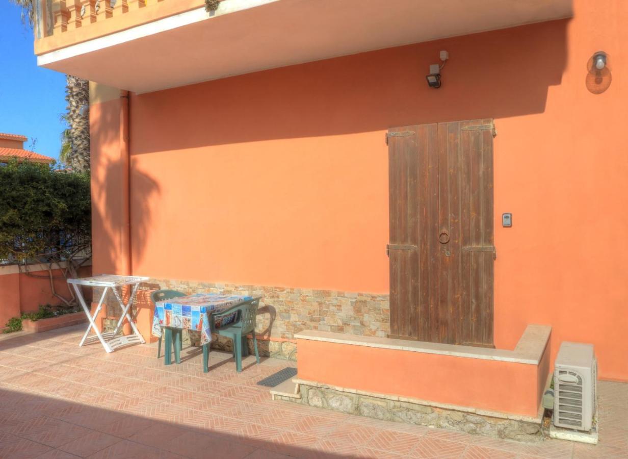 ### Appartamenti Sulla Spiaggia Al Poetto ### Cagliari Extérieur photo